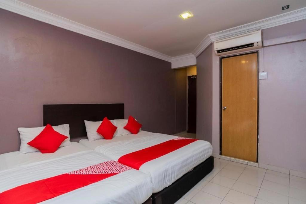 Golden Horse Hotel 2*